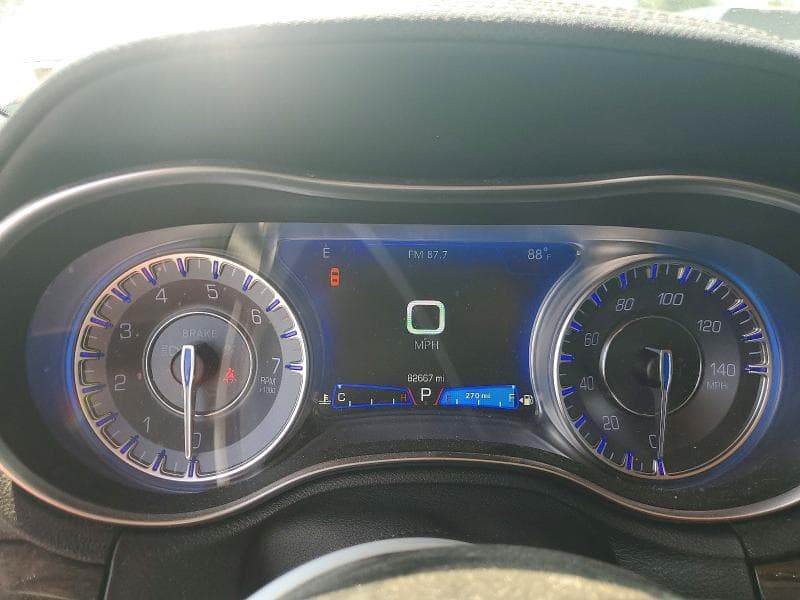 2019 CHRYSLER 300 LIMITED 9