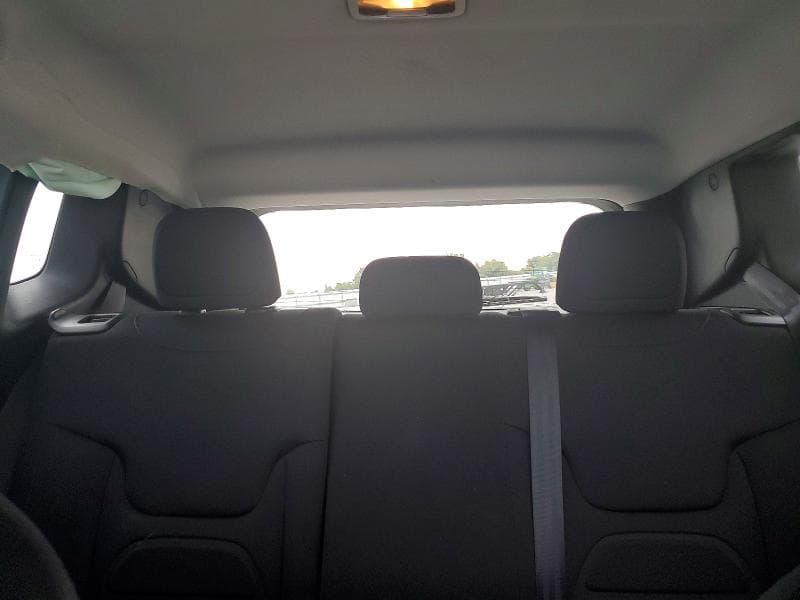 2020 JEEP RENEGADE LATITUDE 10