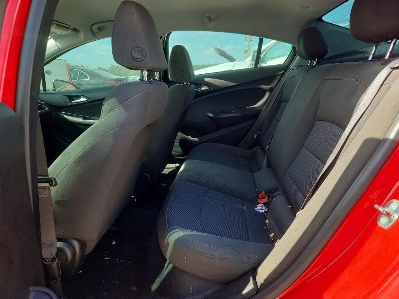2019 CHEVROLET CRUZE 10