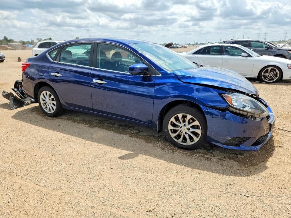 2019 NISSAN SENTRA SV 4