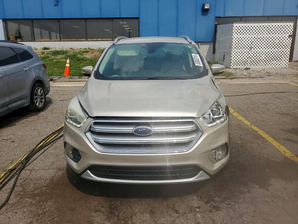 2017 FORD ESCAPE TITANIUM 5