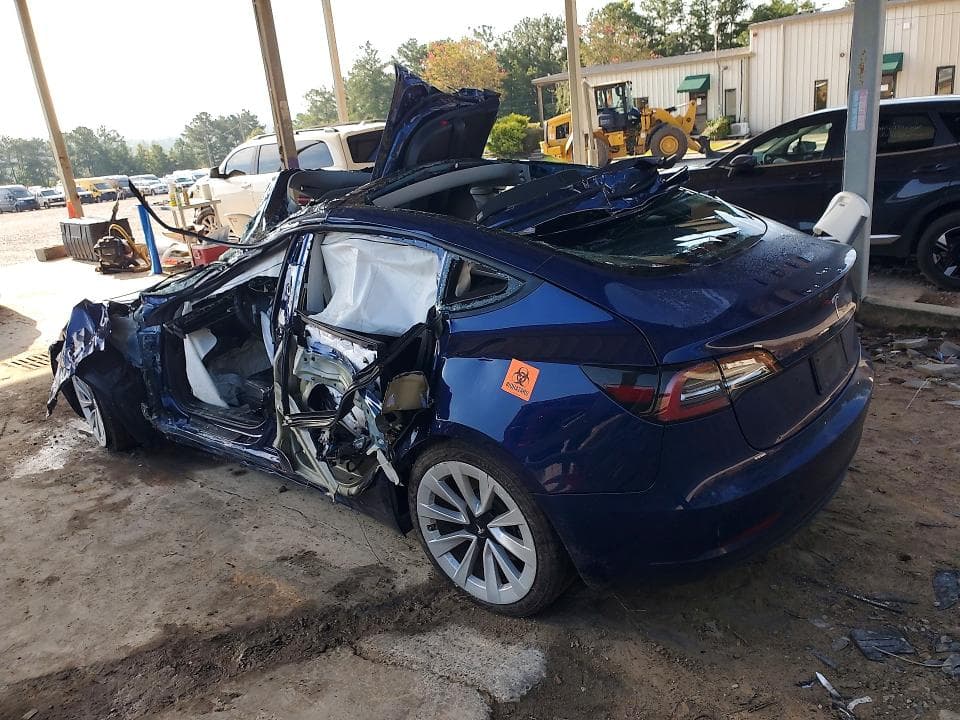 2022 TESLA MODEL 3 2
