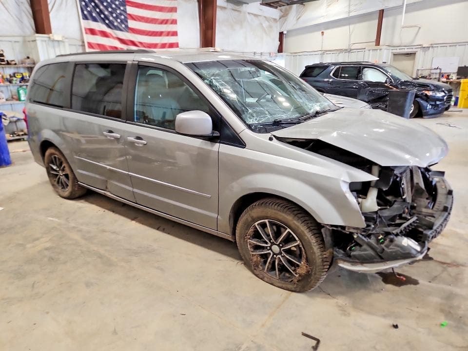 2017 DODGE GRAND CARAVAN GT 4