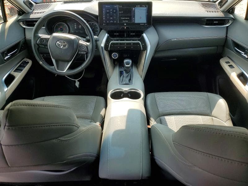 2021 TOYOTA VENZA LIMITED 8