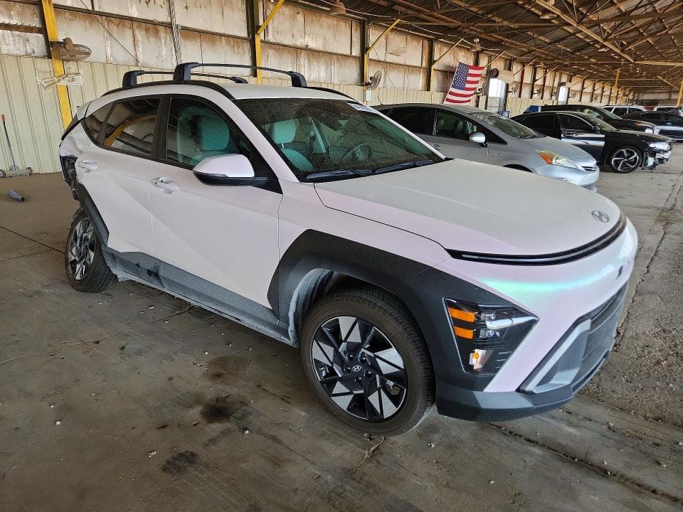 2024 HYUNDAI KONA SEL 4