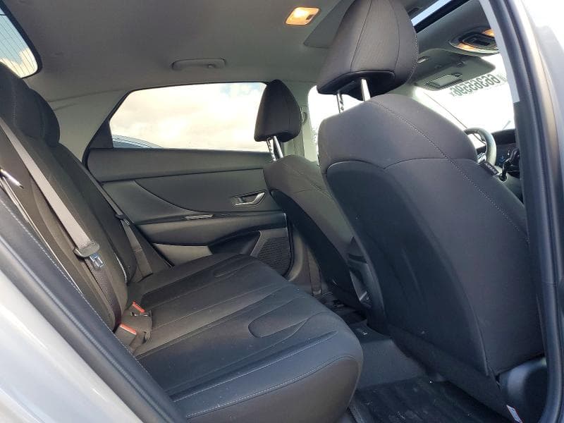 2024 HYUNDAI ELANTRA SEL 10
