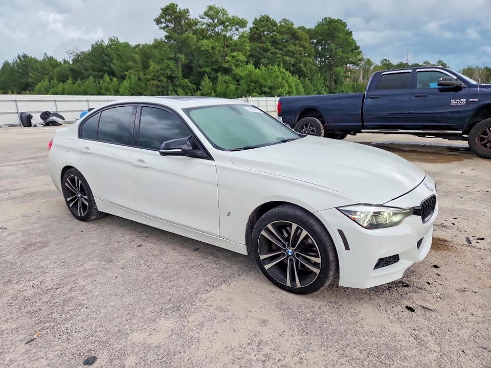 2018 BMW 330E 4