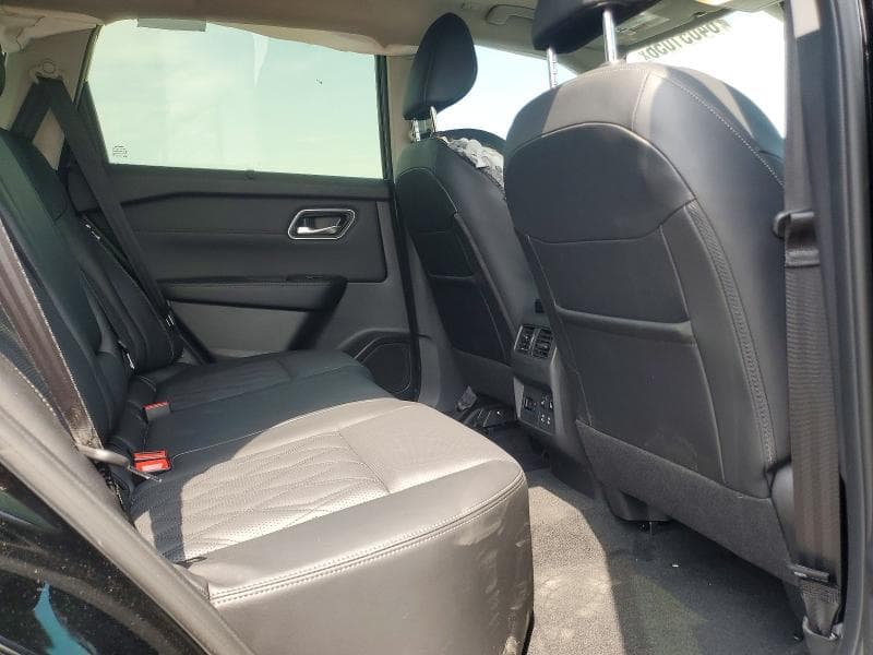 2026 NISSAN ROGUE PLATINUM 11