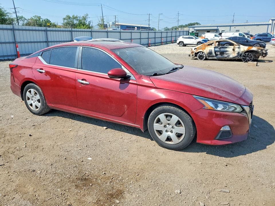 2021 NISSAN ALTIMA SV 4