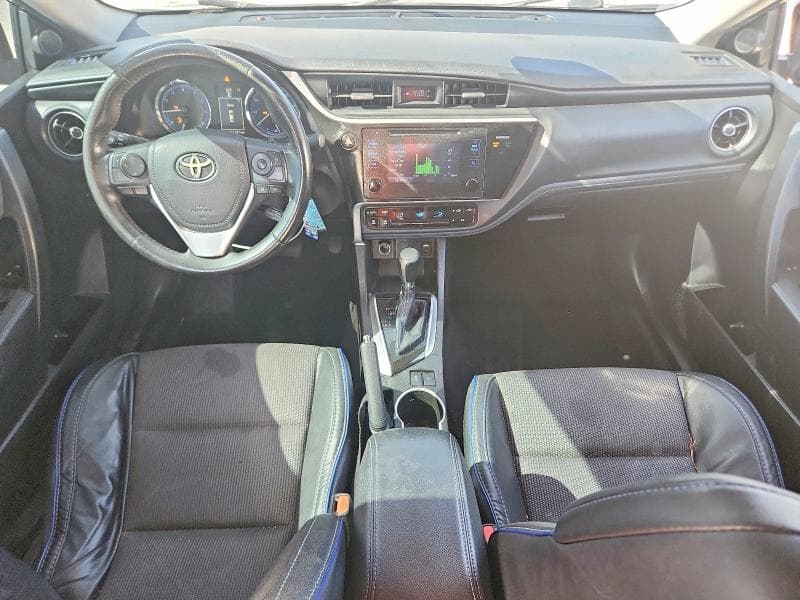 2017 TOYOTA COROLLA SE 8