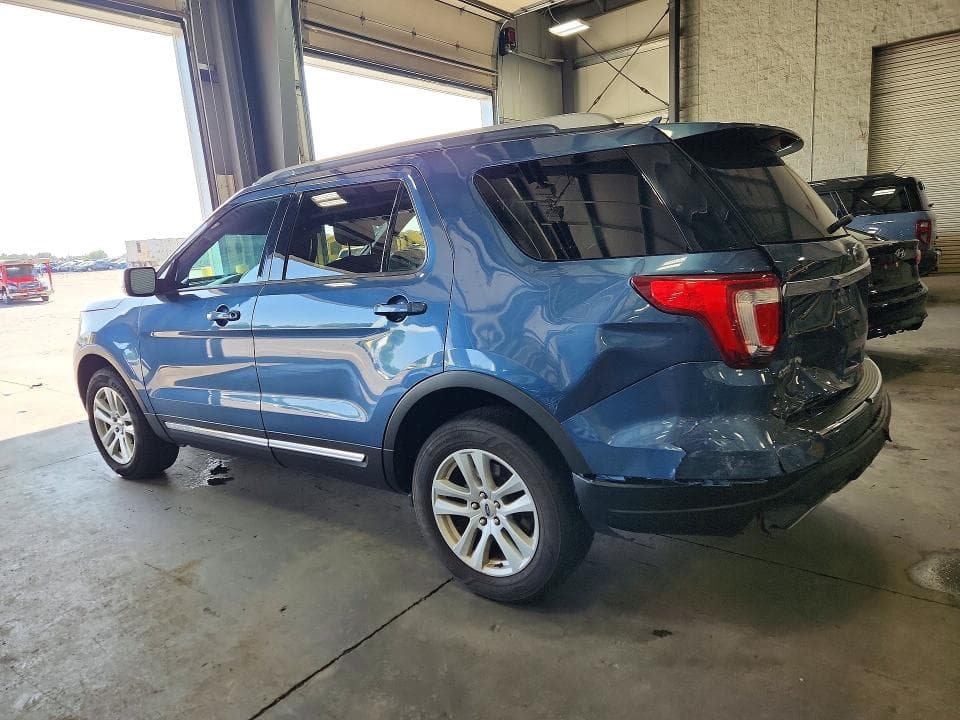 2018 FORD EXPLORER XLT 2