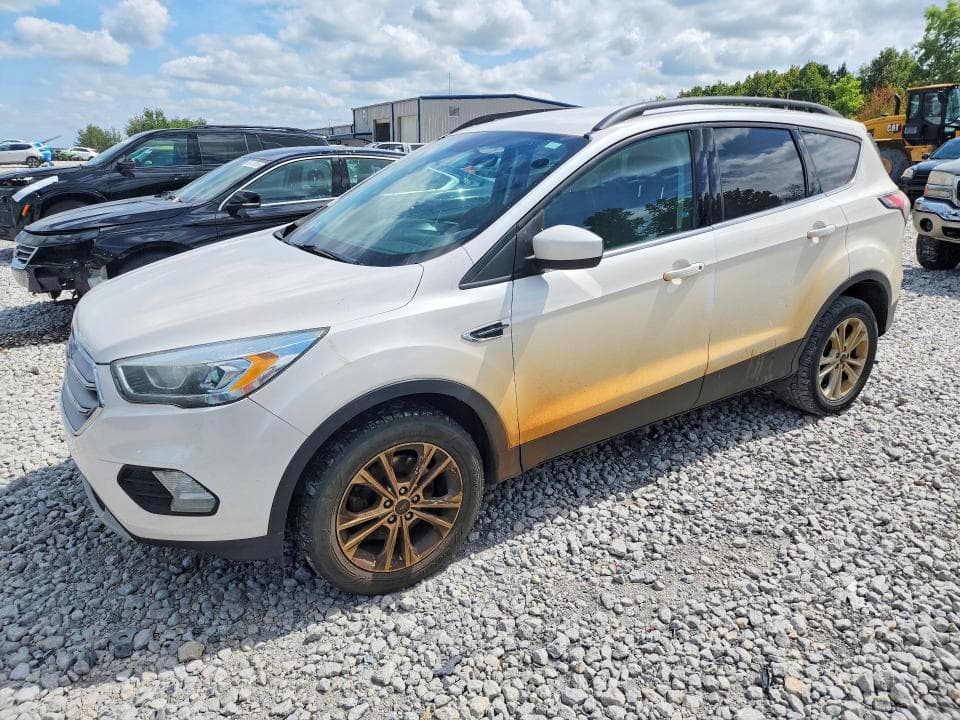 2017 FORD ESCAPE SE - 1