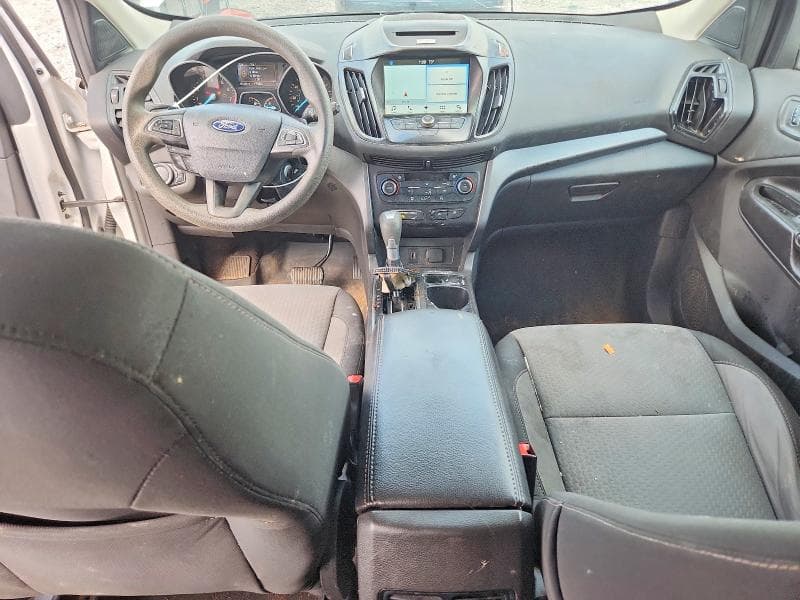 2017 FORD ESCAPE SE 8