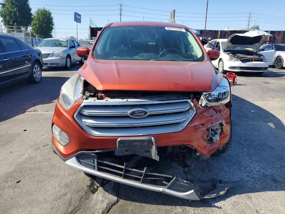 2019 FORD ESCAPE SE 5