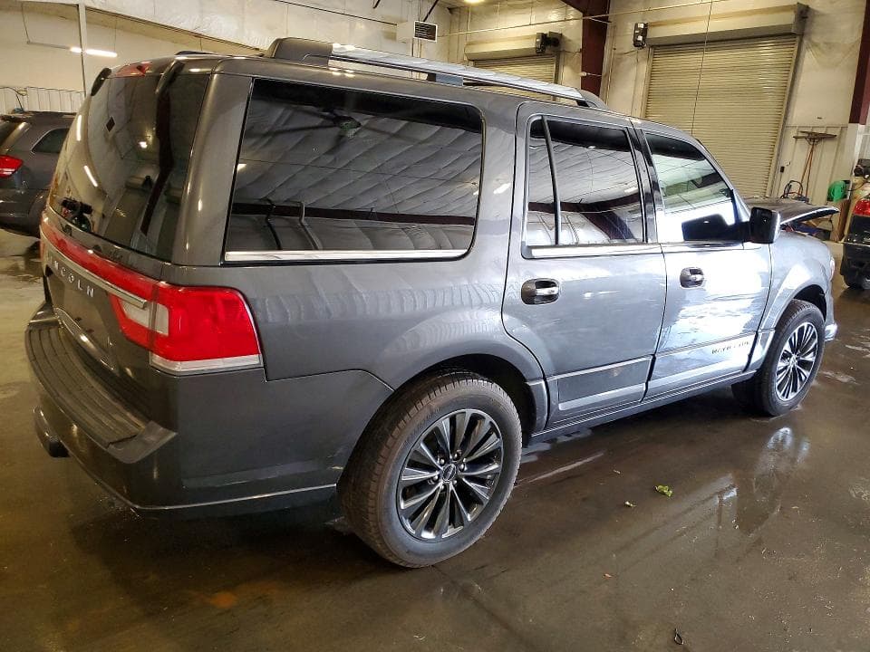 2017 LINCOLN NAVIGATOR SELECT 3