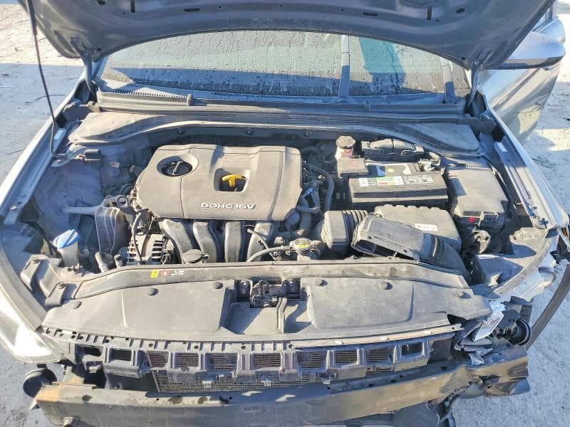 2018 HYUNDAI ELANTRA SE 11