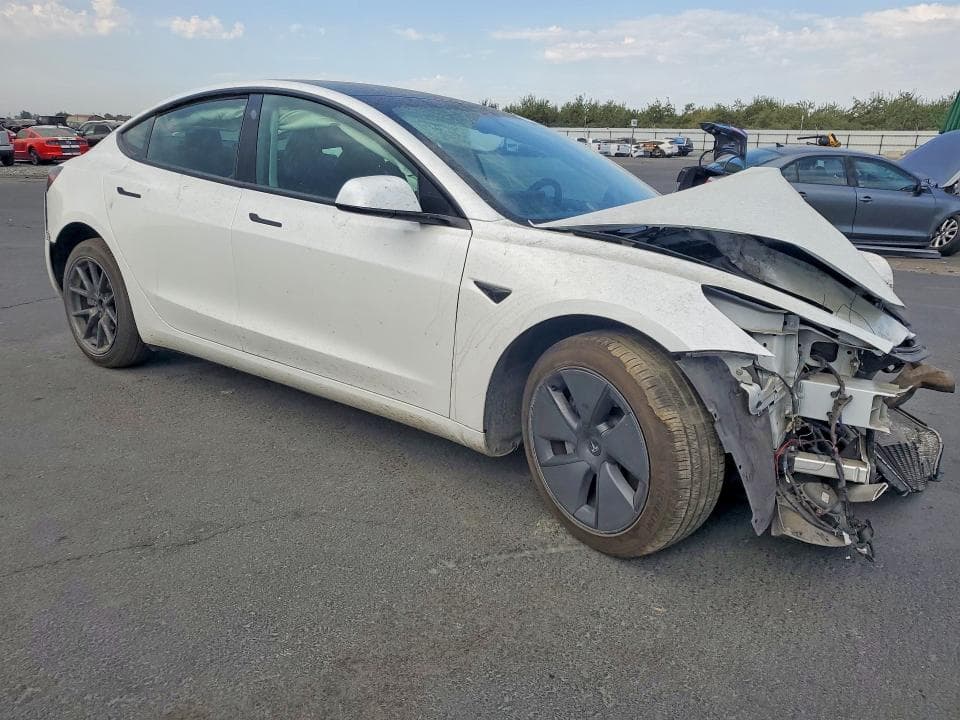 2023 TESLA MODEL 3 4