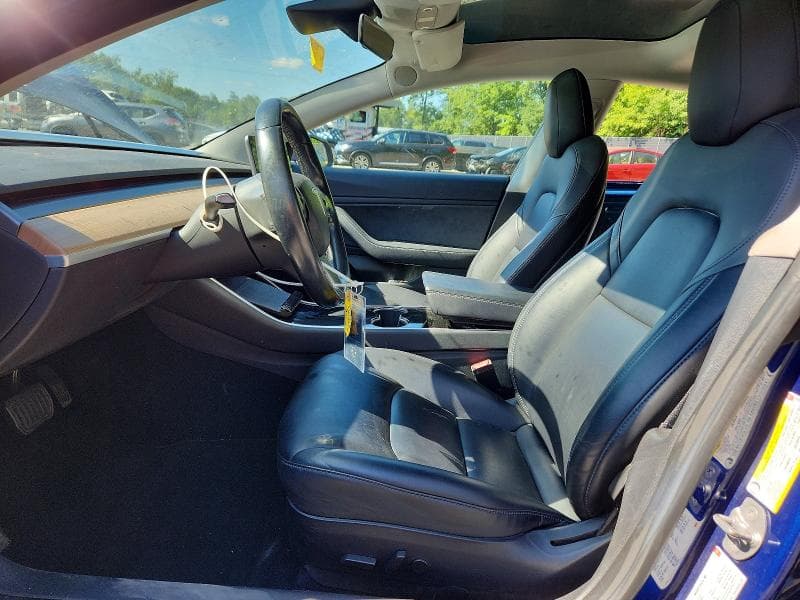 2018 TESLA MODEL 3 7