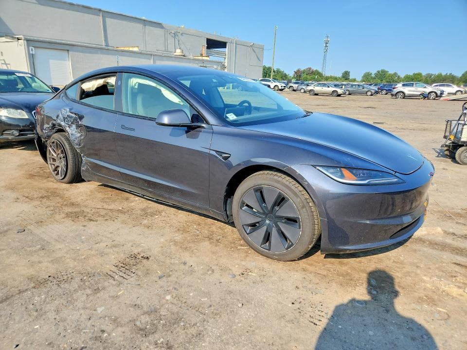 2025 TESLA MODEL 3 4