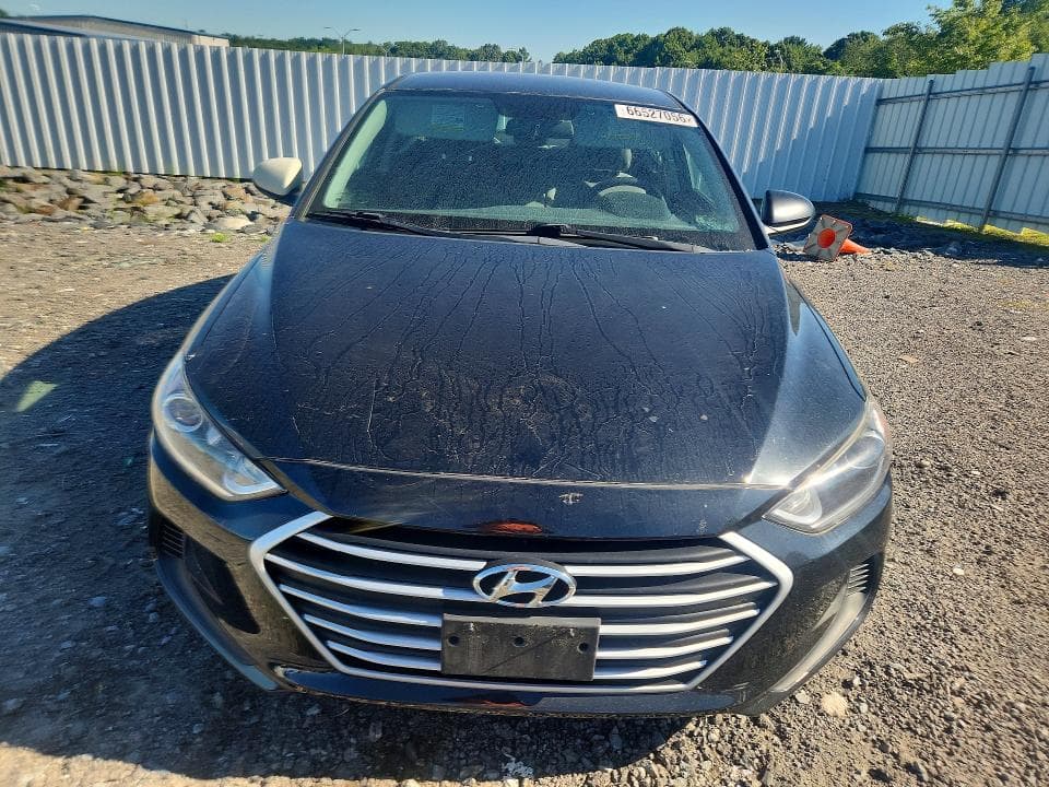 2018 HYUNDAI ELANTRA SE 5