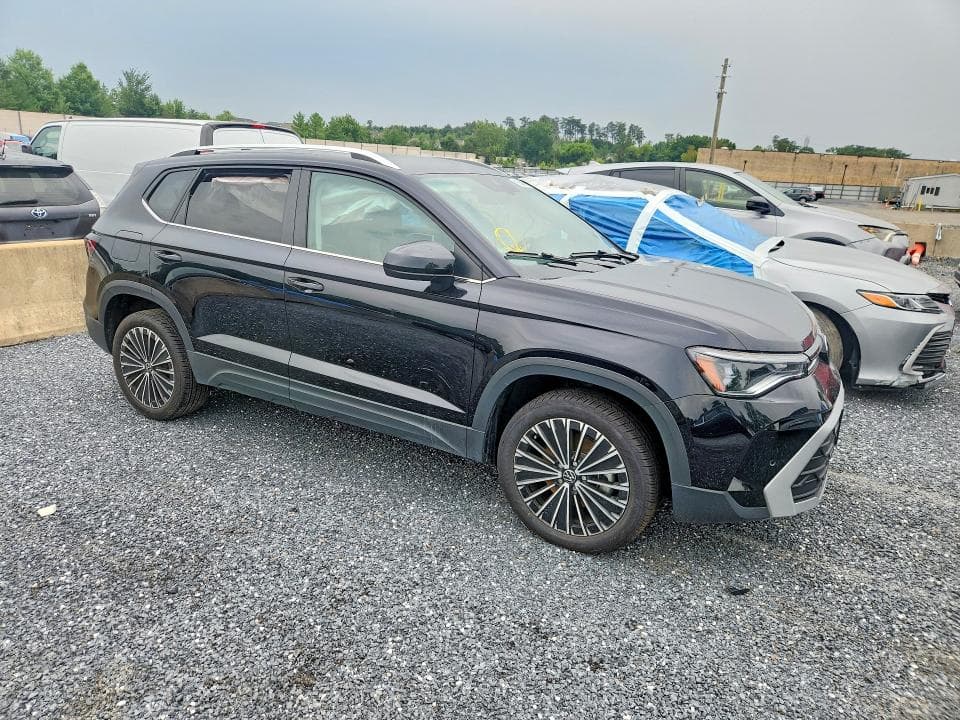 2025 VOLKSWAGEN TAOS SE 4