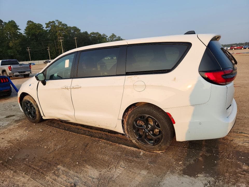 2024 CHRYSLER PACIFICA HYBRID SELECT 2
