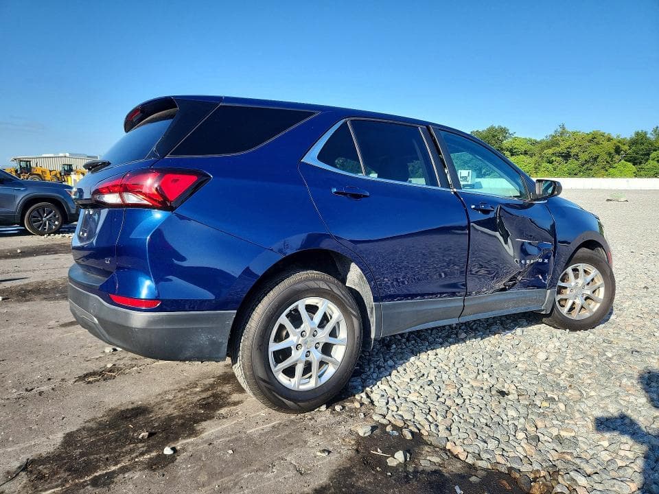 2022 CHEVROLET EQUINOX LT 3