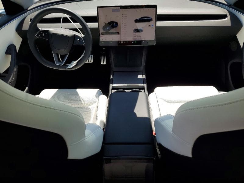 2024 TESLA MODEL 3 8