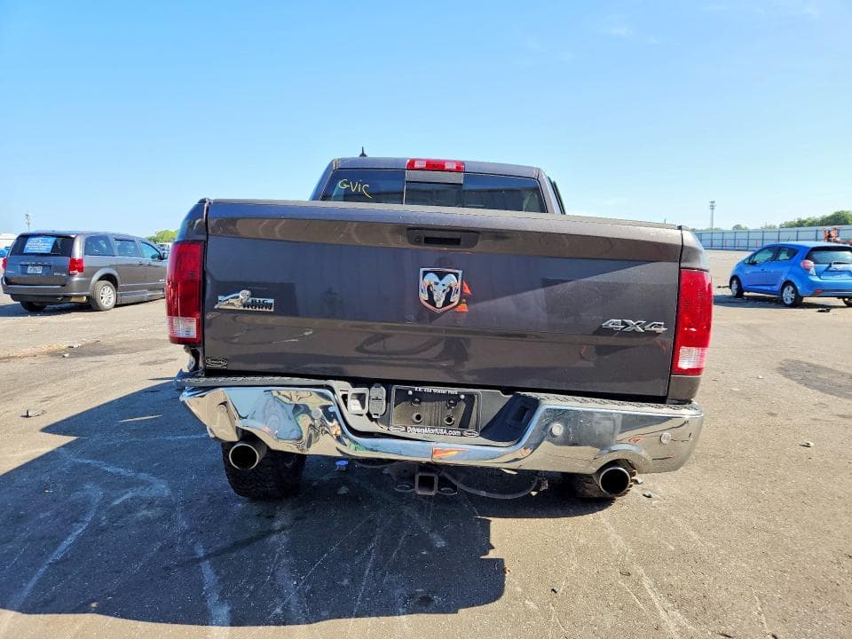 2019 RAM 1500 CLASSIC SLT 6