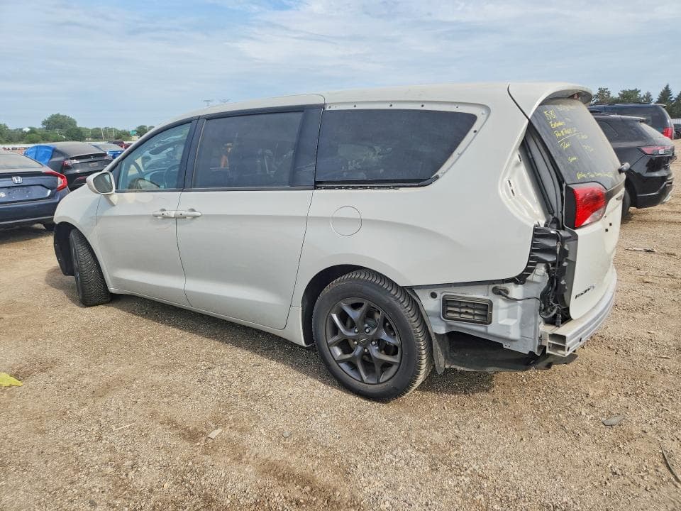 2019 CHRYSLER PACIFICA TOURING PLUS 2