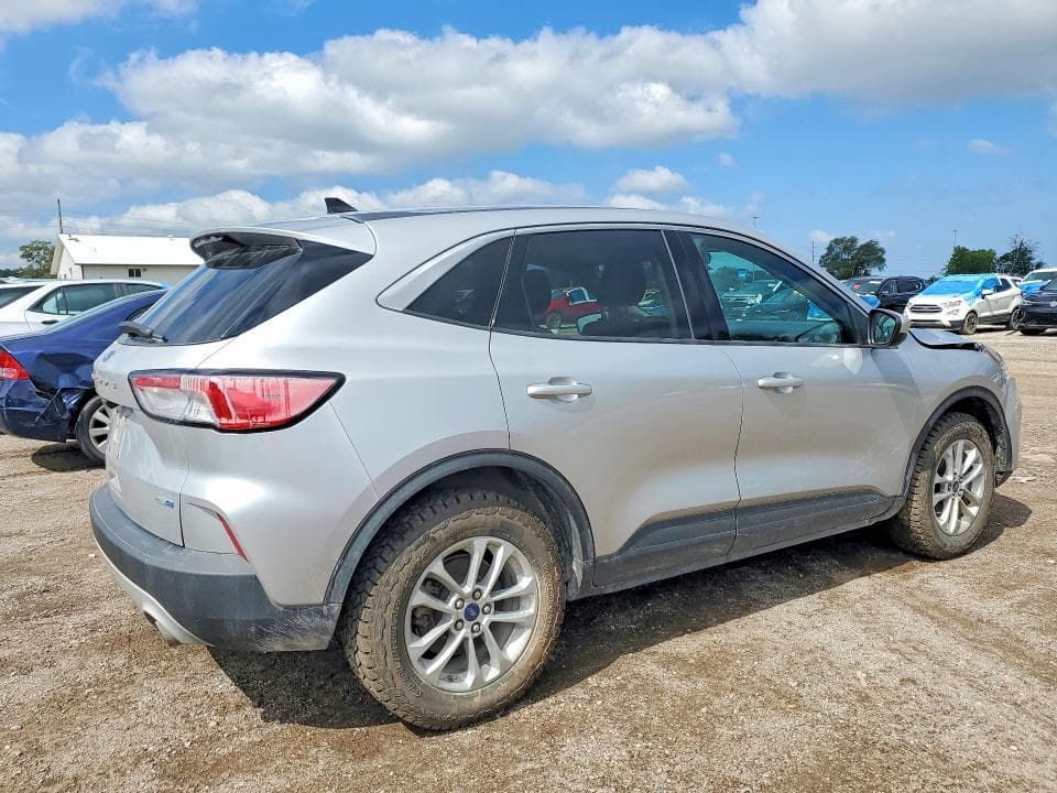 2020 FORD ESCAPE SE 3