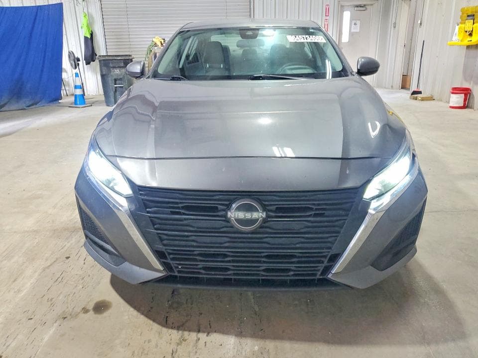 2023 NISSAN ALTIMA S 5