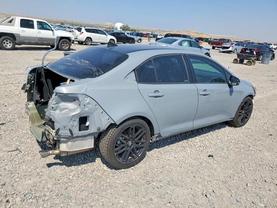 2021 TOYOTA COROLLA XSE 3