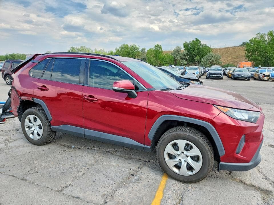 2021 TOYOTA RAV4 LE 4