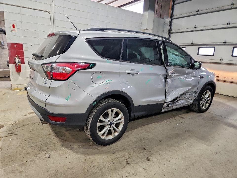 2018 FORD ESCAPE SE 3