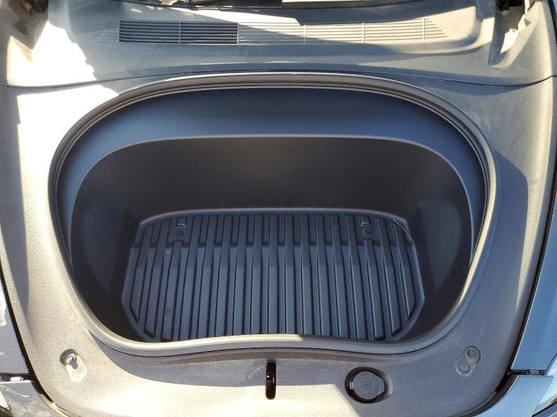 2025 TESLA MODEL 3 11