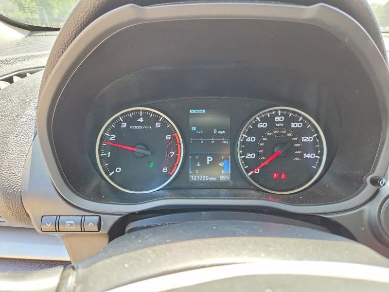 2023 MITSUBISHI ECLIPSE CROSS LE 9