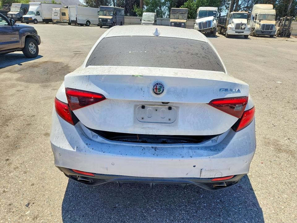 2017 ALFA ROMEO GIULIA 6