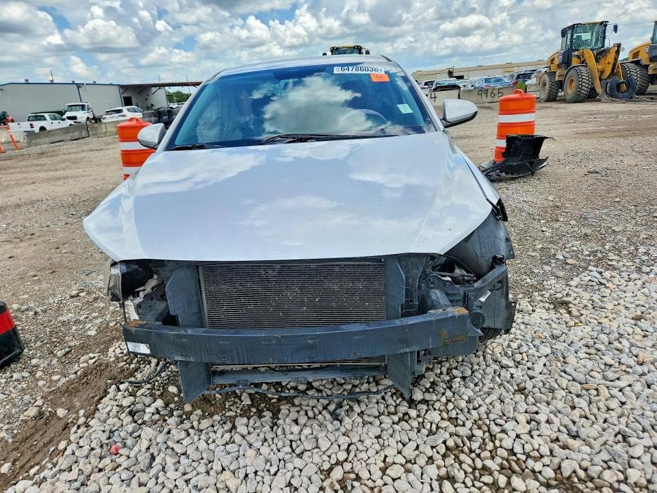 2018 HYUNDAI ELANTRA SE 5