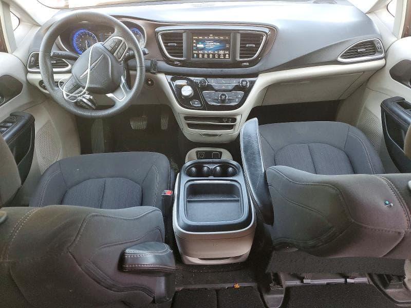 2018 CHRYSLER PACIFICA TOURING PLUS 8