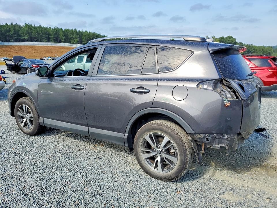 2018 TOYOTA RAV4 XLE 2
