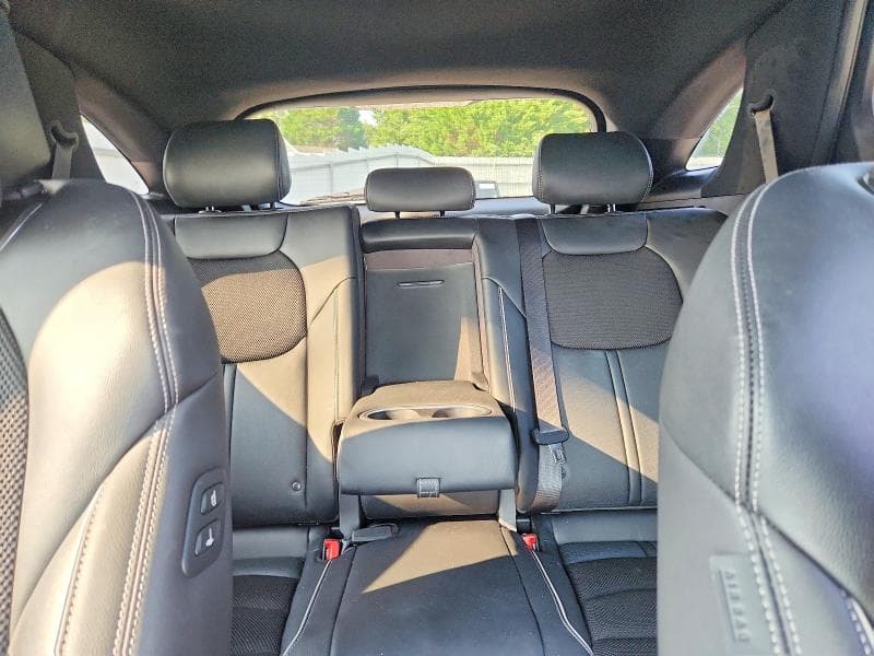 2023 GENESIS GV70 2.5T STANDARD 10