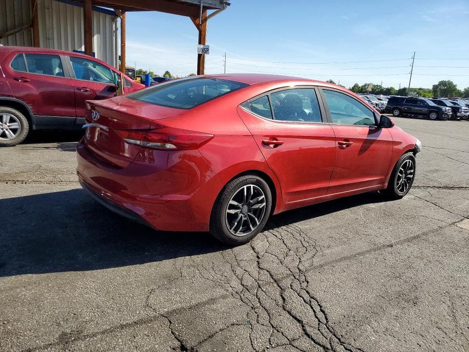 2018 HYUNDAI ELANTRA SE 3