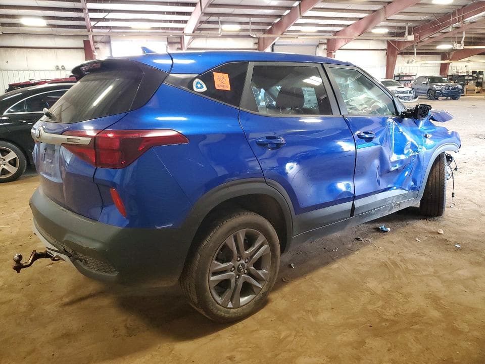 2021 KIA SELTOS LX 3