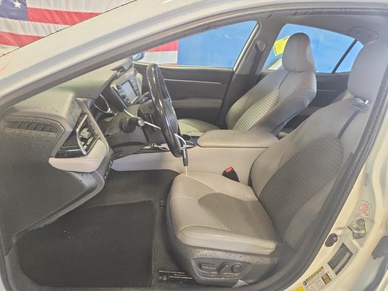 2020 TOYOTA CAMRY SE 7