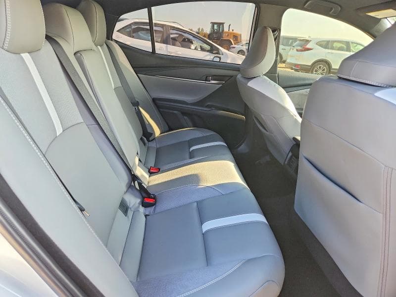 2026 TOYOTA CAMRY SE 10