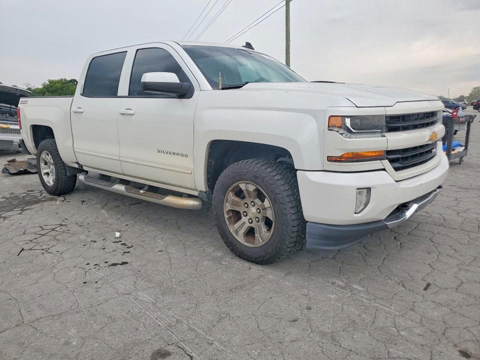2018 CHEVROLET SILVERADO K1500 LT 4