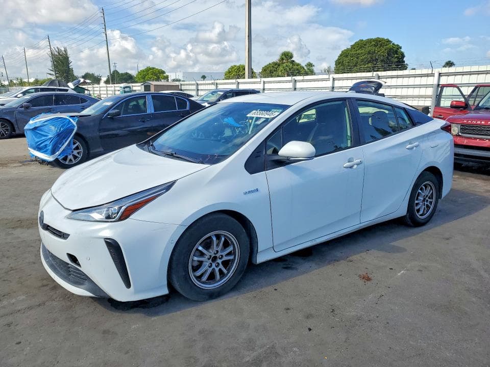 2021 TOYOTA PRIUS LE