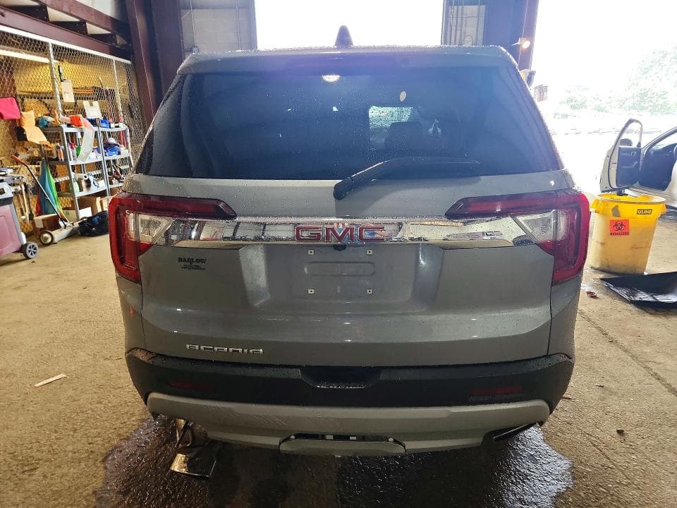 2023 GMC ACADIA SLE 6