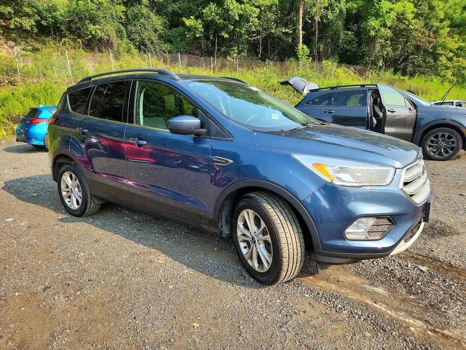 2018 FORD ESCAPE SE 4
